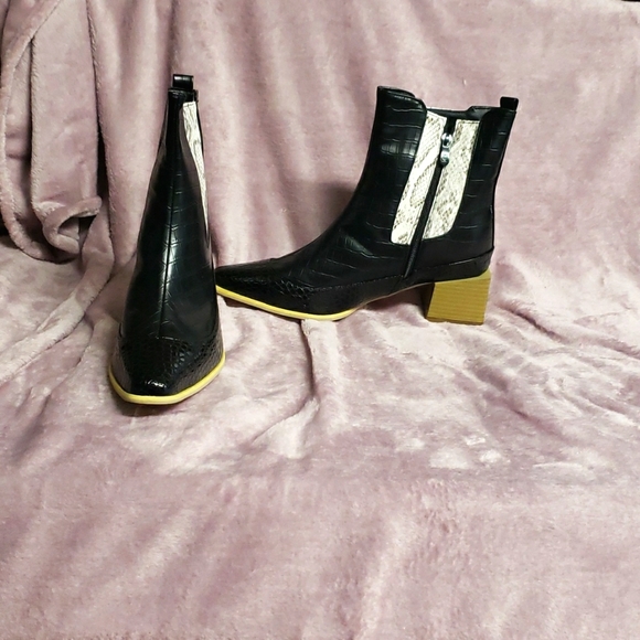 SHEIN Shoes - NWOT ankle dress boots Eur size 42